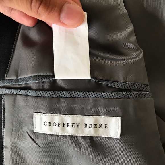 Geoffrey Beene Men’s suit jacket and pants - Picture 4 of 8